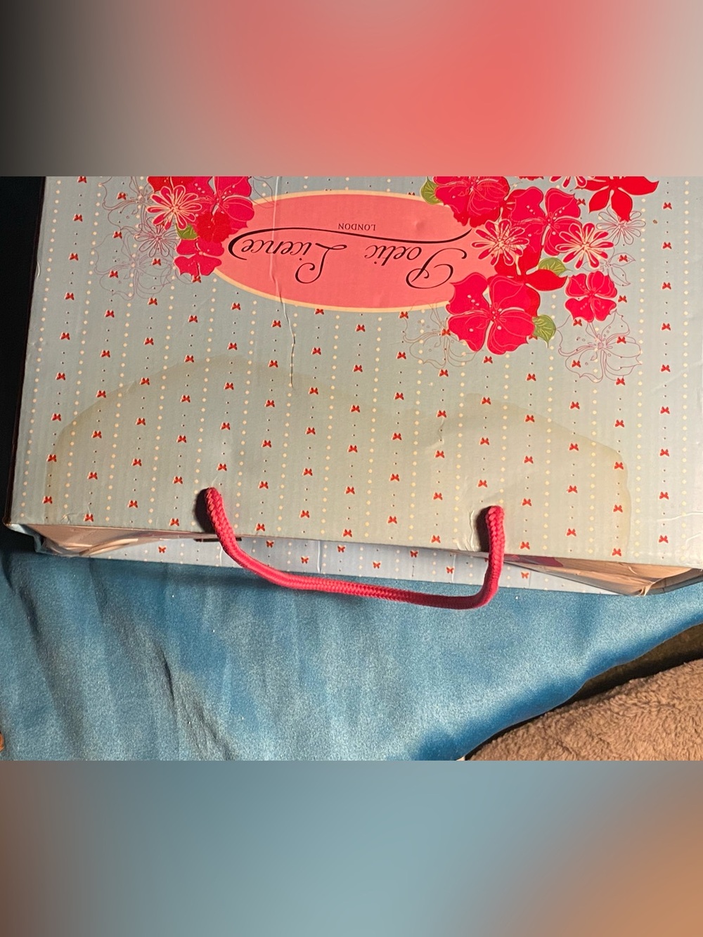 IC Poetic License,MISS CHINTZ,wedge sandal,floral/gold,rose appliqués,6.5 in box - Picture 12 of 13